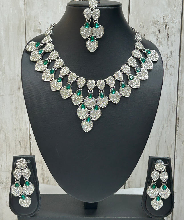 Necklace set