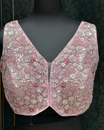 Pink blouse : sleeves available