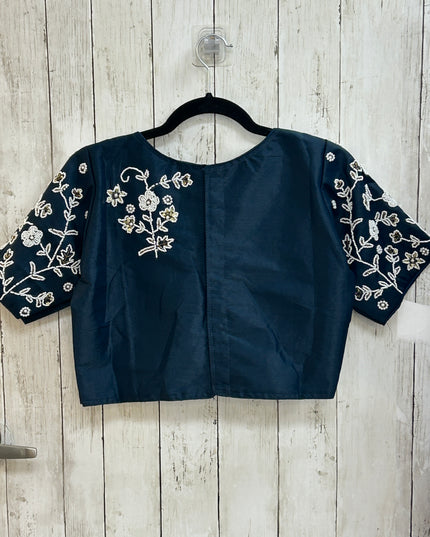 Boat neck blouse