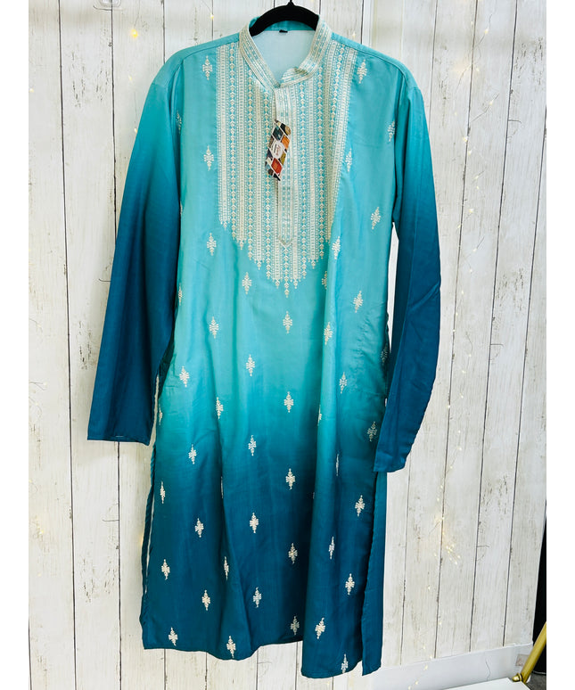 Embroidered kurta set for men