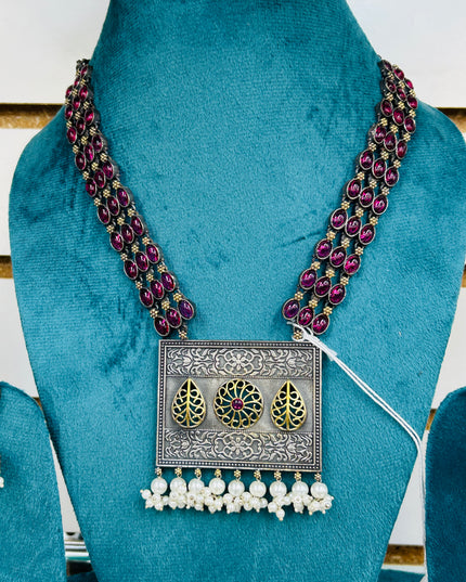 Dual tone necklace set