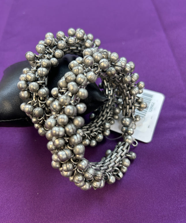 Bracelets : oxidized silver - Kurti Connection USA