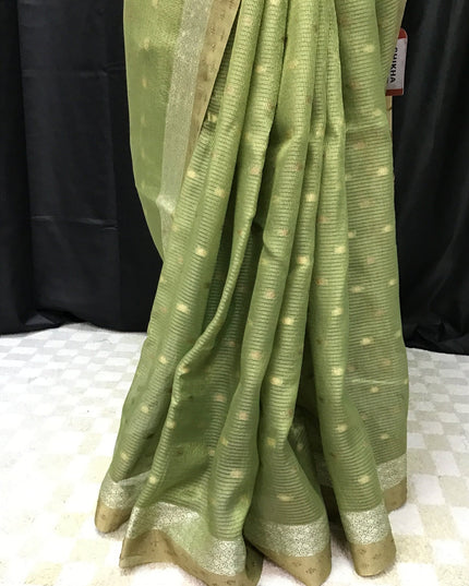 Soft tissue saree
