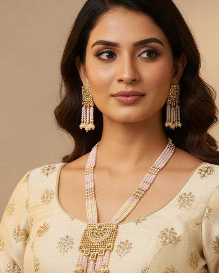 Light pink necklace set