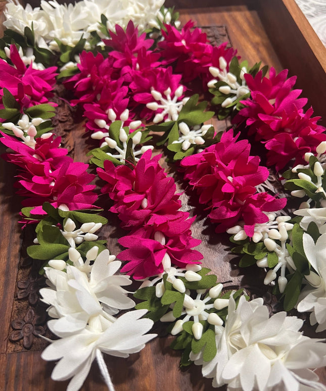 Gajra: Immitation flower strings , hair accessories by Kurti Connection USA