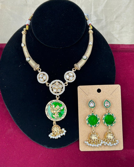 Kundan necklace set by Kurti Connection USA