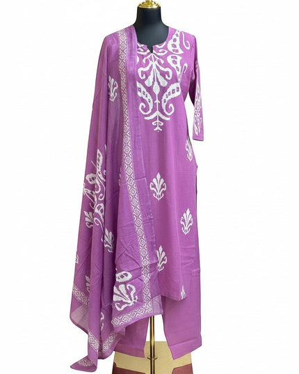 Kurti Connection USA purple three-piece suit set with white traditional block-print motifs and matching dupatta
