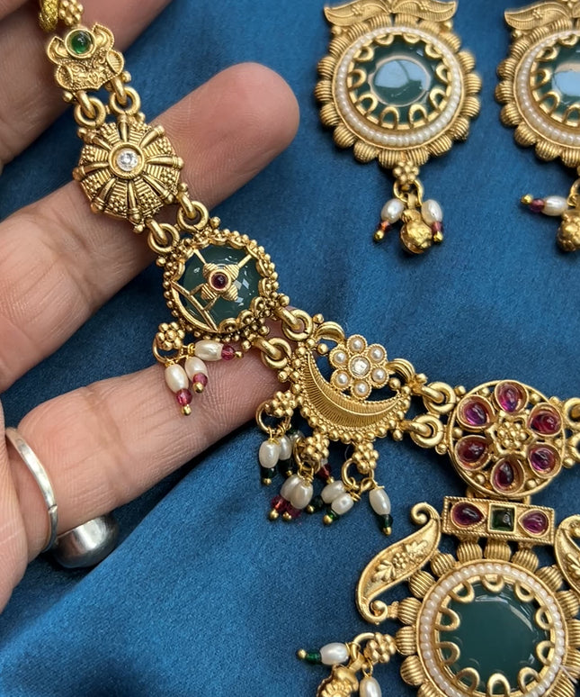 Gold look alike necklace
