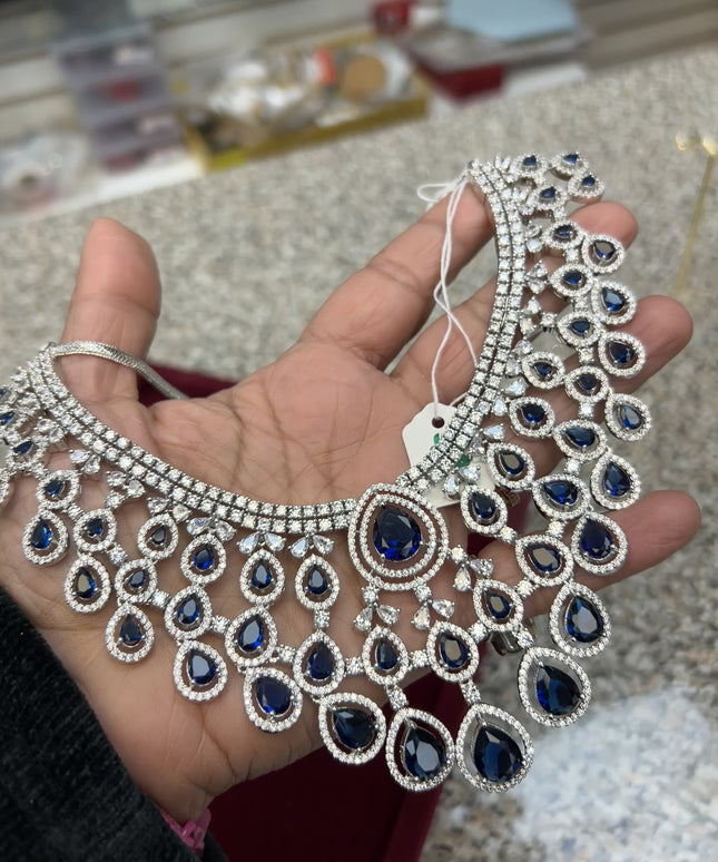 AD necklace set