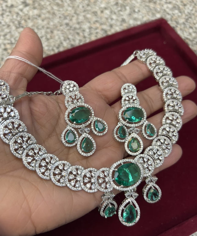 AD necklace set